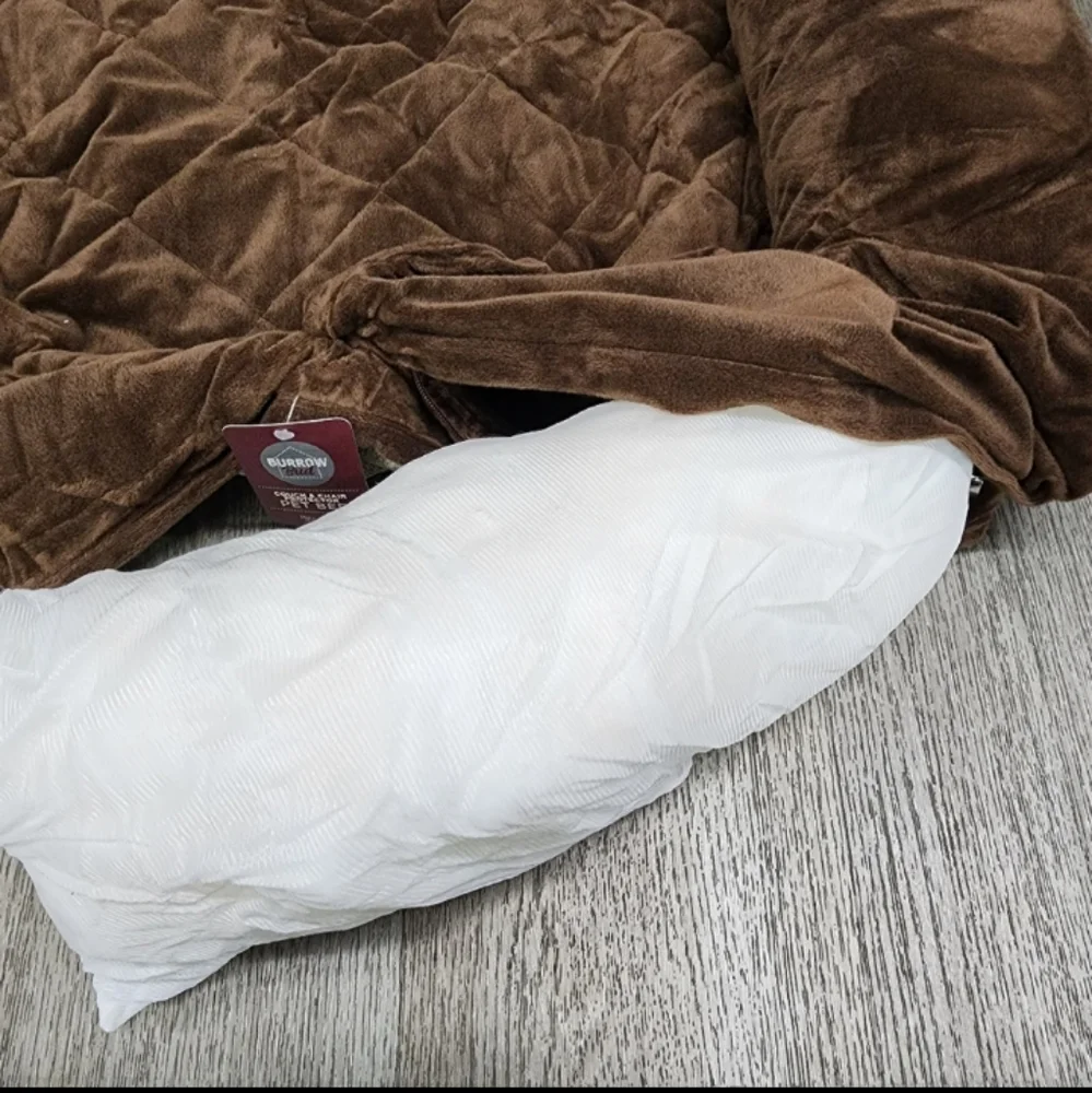 NWT Burrow Bud Furniture/Car Seat Protector Pet Bed (Dog Not Included)